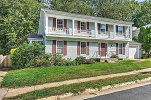 Image of Burke Family Home with Deck and Easy City Access!
