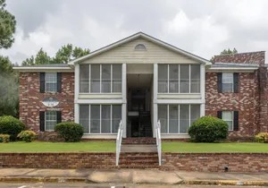 Image of Modern 1BR With Pool and Parking Access