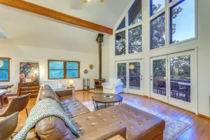 Image of Peaceful Russellville Cabin Close to Lakes!