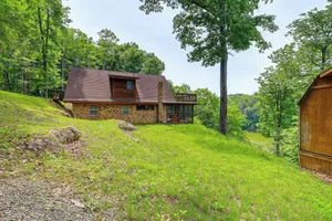 Image of Peaceful South Holston Lake Cabin w/ Dock & Deck!