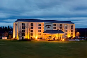 Image of Hampton Inn Pittsburgh-Airport