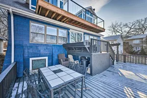 Image of Lakefront Home with Gorgeous Sunsets, Kayaks, and Pier