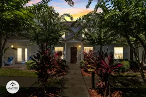 Image of 4 Bedrooms - 3 Bathrooms - Lucaya Village 1-105