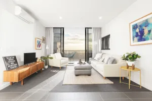 Image of Ocean Views St Kilda Apartment by Ready Set Host
