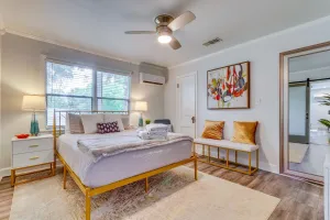 Image of 'the Dragonfly House' - Walk to Downtown Pensacola