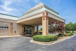 Image of Sumter Inn