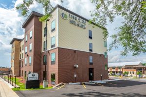 Image of Cobblestone Hotel & Suites Hartford