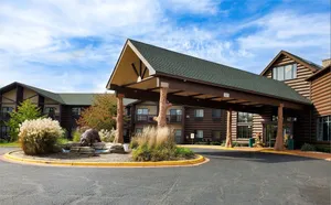 Image of Grand Bear Resort at Starved Rock
