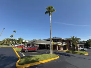 Image of SureStay by Best Western Jacksonville Airport