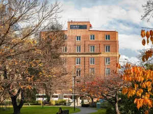 Image of Mantra One Sandy Bay Road