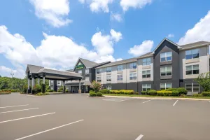 Image of Wingate by Wyndham Matthews - Charlotte