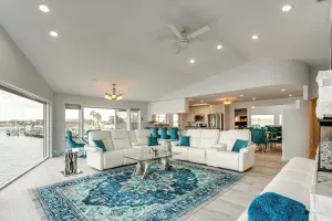 Image of Waterfront Gem: Crystal River Family Home