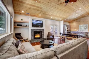 Image of Amachen Cabin - Pet & Family Friendly - Woof Woof!