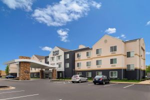 Image of Fairfield Inn and Suites Beloit