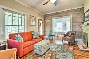 Image of Moon Pie Cottage Near Dtwn Ocean Springs!