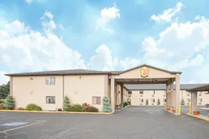 Image of Super 8 by Wyndham Elko