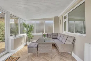 Image of Cozy 2 Bedroom Cottage