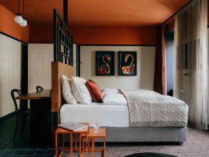 Image of WELTWIEN Luxury Art Apartments & Free Parking