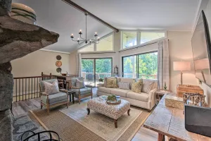 Image of Stunning Dillard Home with Yard in Sky Valley!