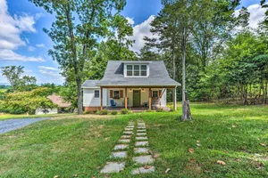 Image of Peaceful Virginia Cabin - Fish, Tube, Boat, Etc!