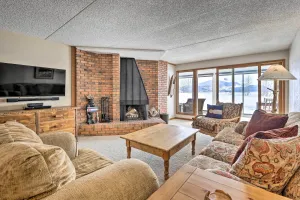Image of Mtn Views & Hot Tub Access: Lake Dillon Retreat