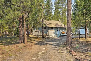 Image of High Lakes Hideaway La Pine Fishing Cabin!