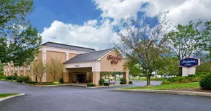 Image of Hampton Inn Wooster