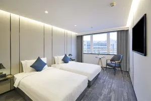 Image of Hotel COZi · Oasis