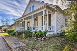 Image of Bright Apartment, Near Vicksburg Military Park!