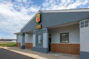 Image of Super 8 by Wyndham Newcomerstown