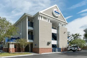 Image of Suburban Studios Lakeland North I-4