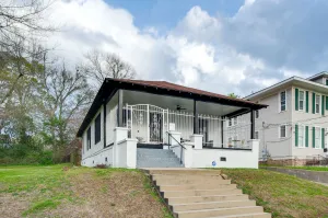 Image of Stylish Home ~ 2 Mi to Jackson State & Belhaven!