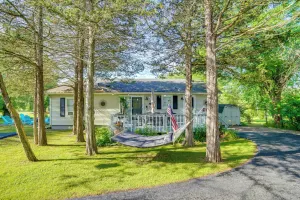 Image of Relaxing with Hot Tub - Pond Front & Outdoor Fire Place Upstate - Catskills