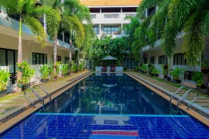 Image of New Riverside Hotel