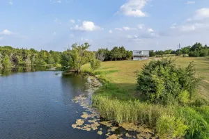 Image of Stocked Fishing Ponds: Texas Getaway w/ Cows!