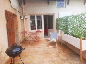 Image of Cosy Holiday Home in Bergerac With Terrace