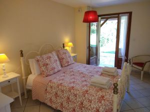 Image of La Colline - Chambre d'hôtes - B&B