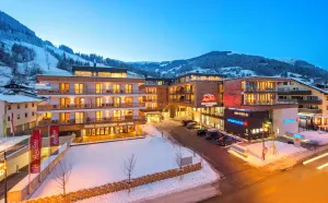 Image of AlpenParks Hotel & Apartment Central Zell am See