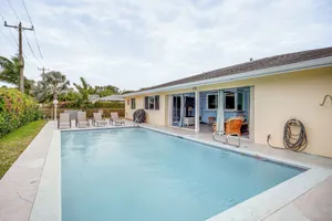 Image of Bright Fort Myers Home w/ Pool - 9 Mi to Beach!