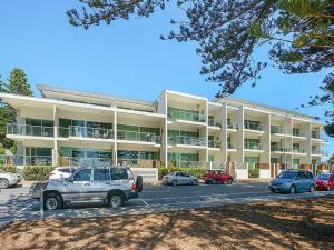 Image of Breeze Beachfront Apartment