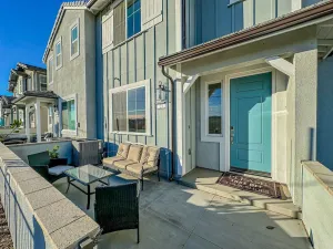 Image of Quiet Suburban Townhouse in Ontario