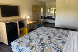 Image of Days Inn by Wyndham Kansas City Northeast
