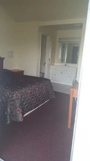 Image of American Inn