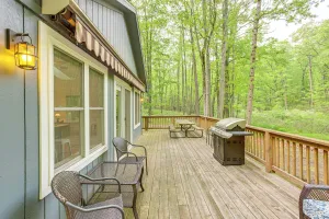 Image of Wooded Country Home w/ Spacious Deck in Farwell!