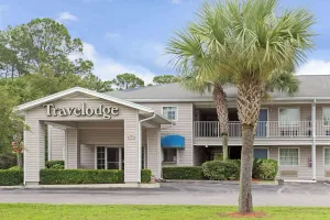 Image of Travelodge Suites by Wyndham MacClenny I-10