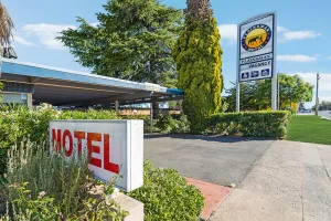 Image of Plainsman Motel