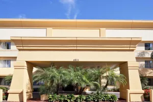 Image of La Quinta by Wyndham Tampa Fairgrounds - Casino