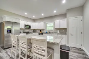 Image of 1 Mi to Dtwn Crossville: Spacious Home w/ Patio!
