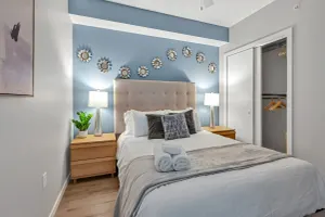 Image of High-Rise Apt Raleigh Free Parking & Sunset View 1