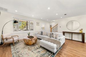 Image of Beautifully Modern Newly-Renovated Cottage in Norcross